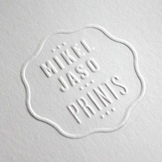 Embossing High Quality Labels